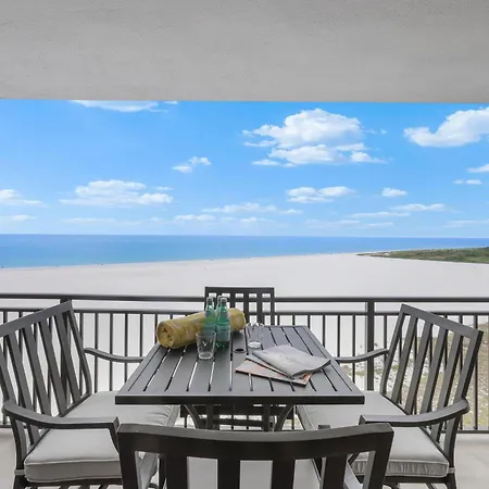 Villa Tradewinds 1205
